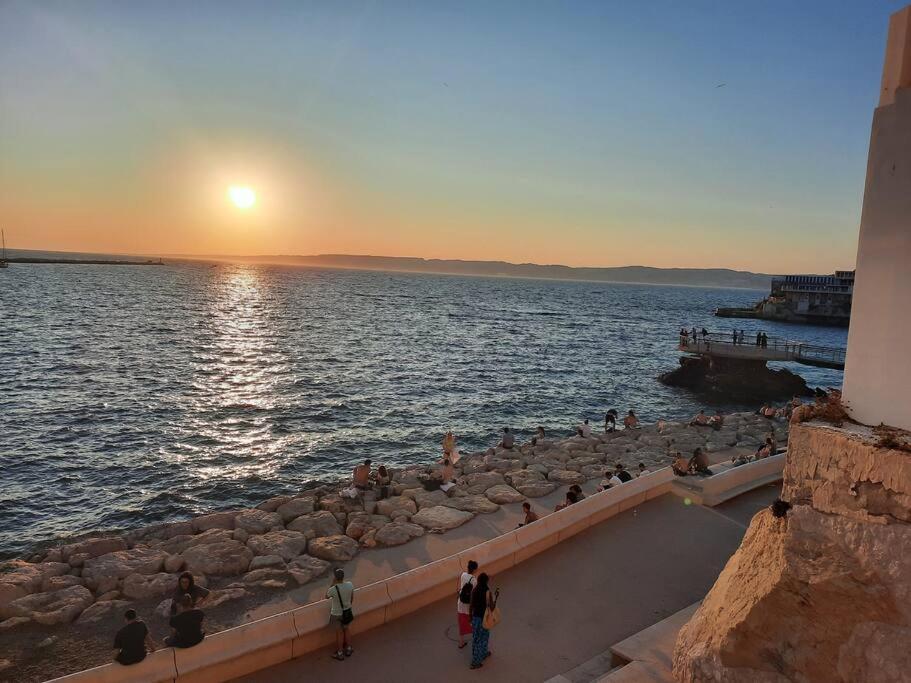 A 10 Minutes De La Plage, Charmant Studio De 25 M² Marseille Luaran gambar